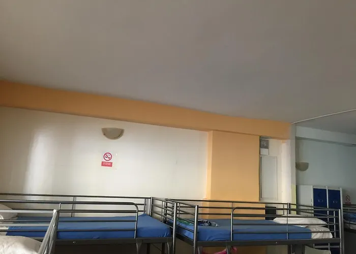 بيت شباب Tenerife لوس كريستيانوس